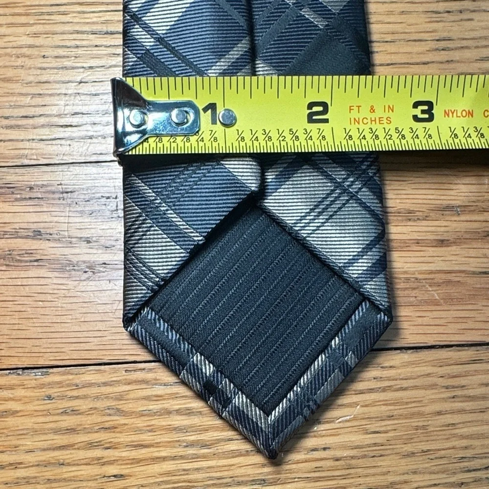 Alfani gold and black plaid tie with tie clip